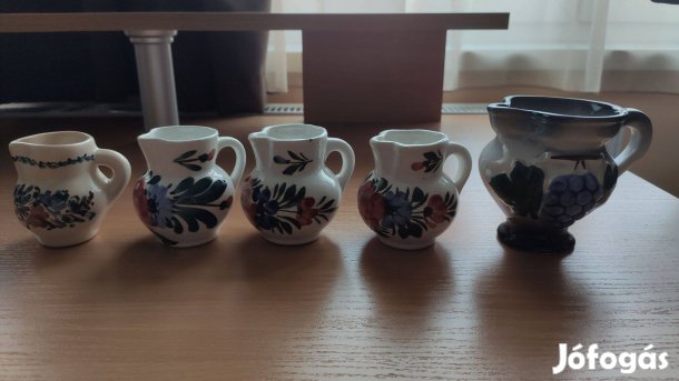 Kerámia kancsók népi mintákkal