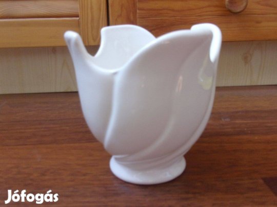 Kerámia kaspó virágtartó Újpest központ közelében átvehető 13-14 cm át