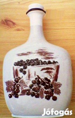 Kerámia likőrös palack. Áfonyaszüret jelenettel Németországból