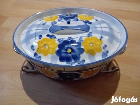 Kerámia sütőtál kínáló króm talppal