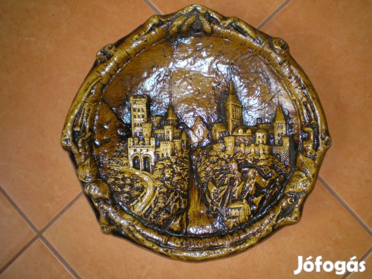 Kerámia vagy gipsz mázas falikép, átmérője 30 cm hibátlan