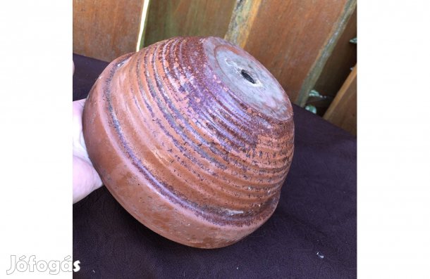 Kerámia virágcserép 3500 Ft