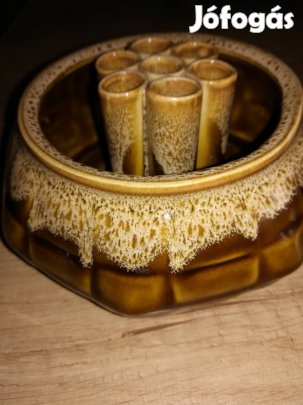 Kerámia virágtartó