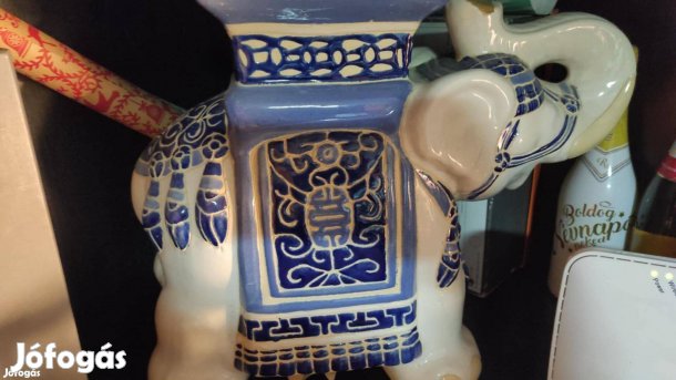 Kerámia virágtartó elefánt