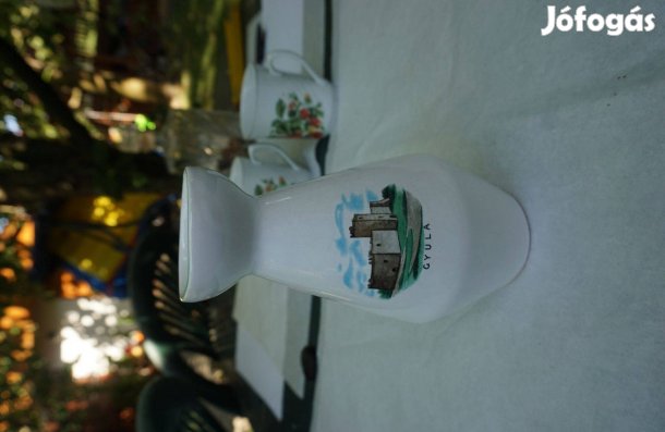 Kerámia virágváza a gyulai várral eladó