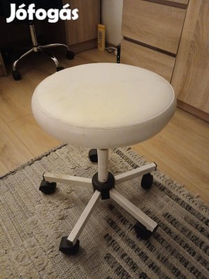 Kerek, gurulós forgó szék