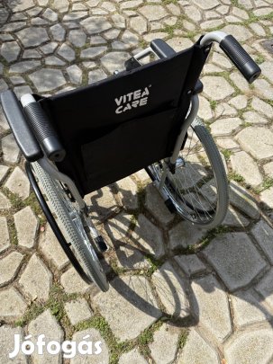 Kerekesszék összecsukható