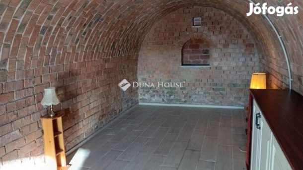 Kerekii 39 nm-es ház eladó