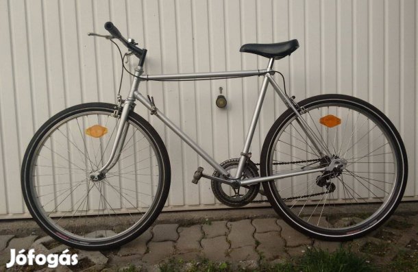 Kerékpár 26 szürke ezüst