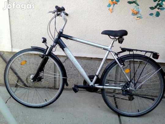 Kerékpár 28-as, aluvázas, agydinamós, tárcsafékes eladó!