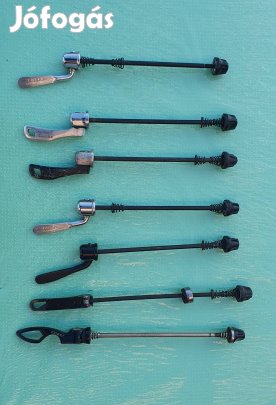 Kerékpár gyors zár 100-135mm.