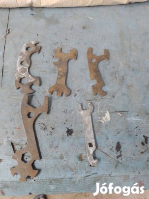 Kerékpár kulcs készlet