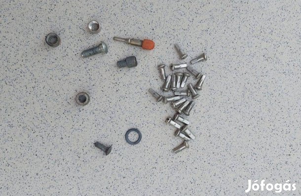 Kerékpár küllő anya 24 db