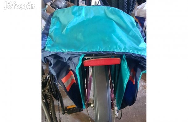 Kerékpára csomagtartó táska