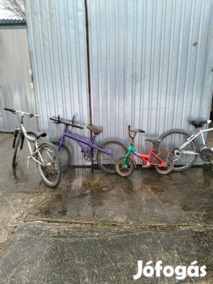 Kerékpárok 4 db ÁR/DB