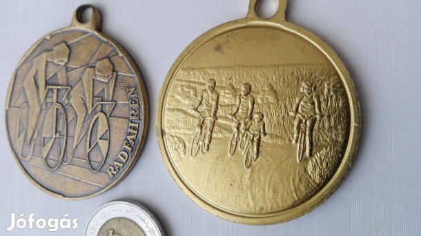 Kerékpáros medálok 2 db Német régi biciklis