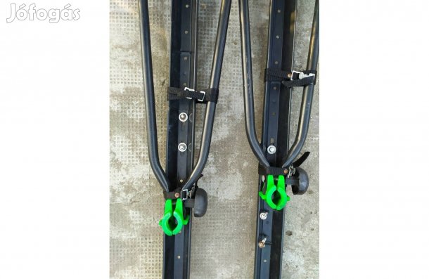 Kerékpártartó autó tetőcsomagtartóhoz