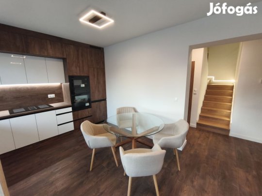 Kerepes, Széphegy, 165 m2-es, családi ház, 4 szobás, kiváló állapotú