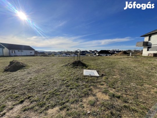 Kerepesi eladó telek