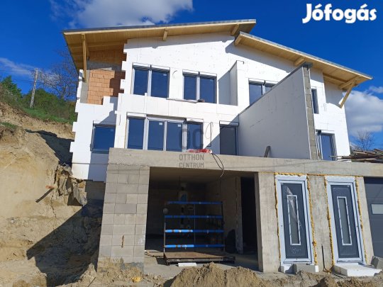 Kerepesi eladó új építésű tégla ikerház