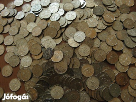 Keresek: 3800 Ft/db árat fizetek az ezüst 200 Ft-osok darabjáért!