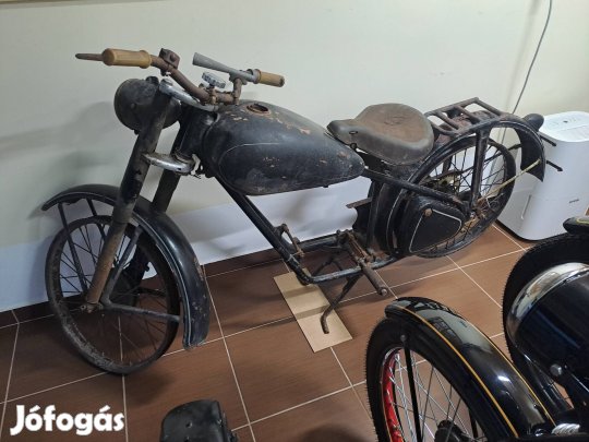 Keresek: Csepel 125 régi veterán motor