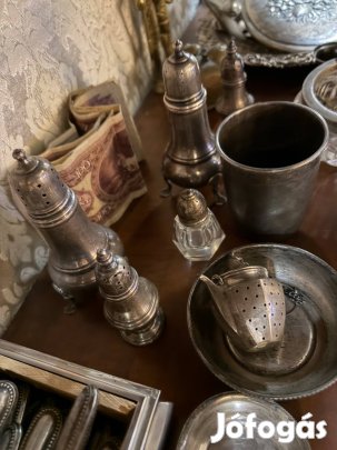 Keresek: Ezüst tárgyakat vennék!