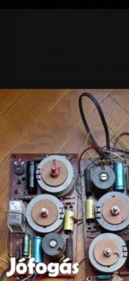 Keresek: Keresek RFT hangváltót 3 utasat. 