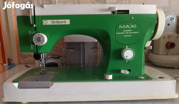 Keresek: Keresek: Varrógép (Neckermann-Vigorelli) Tápkábelt, pedált