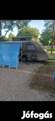 Keresek: Keresek kip kompakt elősátrat.