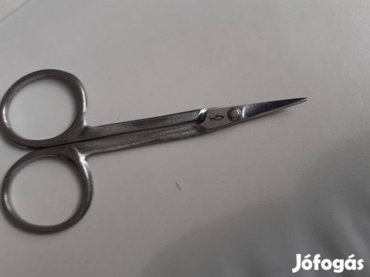 Keresek: Manikűrollót keresek (halas)