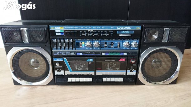 Keresek: Vennék: Roncs Lasonic L30 rádiósmagnó alkatrésznek rádió magnó boombox
