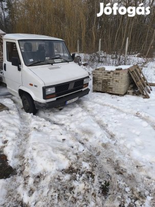 Keresek: öreg ducátohoz motort váltot keresek.