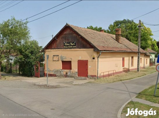 Kereskedelmi ingatlan vagy tágas családi otthon? Döntse el Ön!