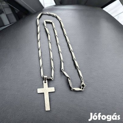 Kereszt nemesacél ezüst színű férfi nyaklánc