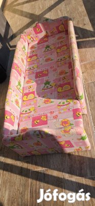 Keretes gyerekágy (lány)