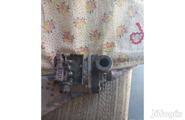 Keringető szivattyú alkatrésznek Eladó