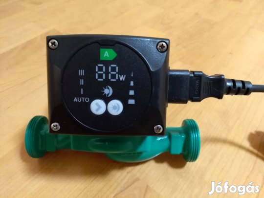 Keringető szivattyú eladó! 25 60 180-as tipusú! Digitális kijelzővel!!