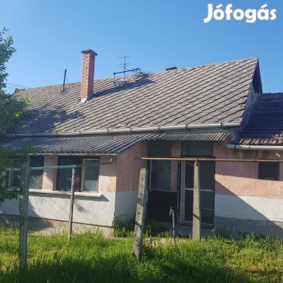 Kalocsán a Ciglédi kerteknél belterületi családi ház olcsón eladó ...