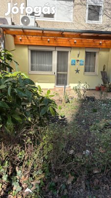 Kertes garzon Rómaifürdőn