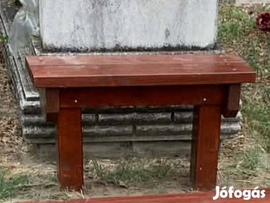 Kerti-. Temetői pad