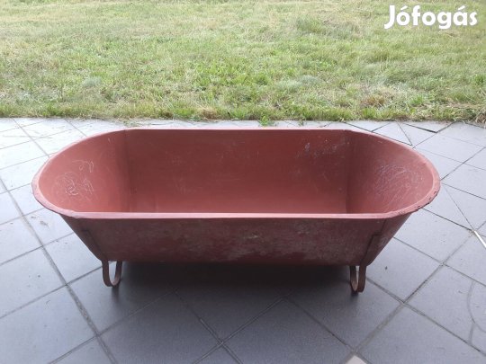 Kerti aluminium kád, kerti kis tó, gyerekmedence itató