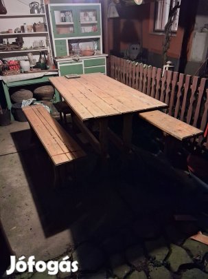 Kerti asztal padal eladó
