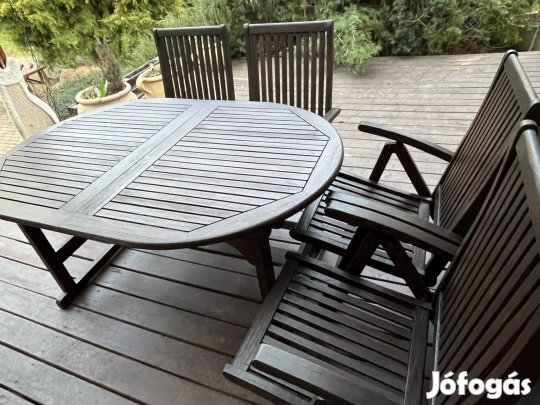 Kerti bútor 4 székkel