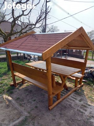 Kerti bútor kiülő zsindely tetővel akácból és tölgyből