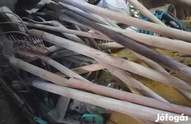 Kerti szerszám nyéllel Eladó