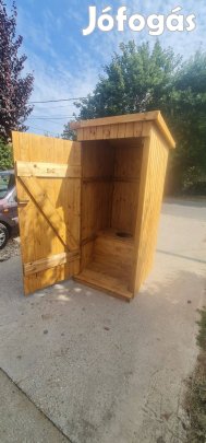 Kerti wc hagyományos kivitel