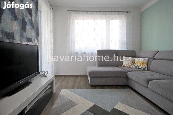 Kertkapcsolatos, modern lakás eladó Szombathely kedvelt