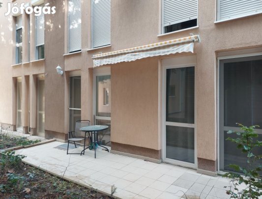 Kertkapcsolatos lakás az Egyetemváros szívében