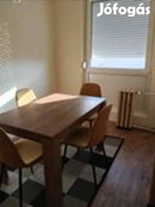 Kertvárosban jó áron eladó egy 40 nm-es lakás